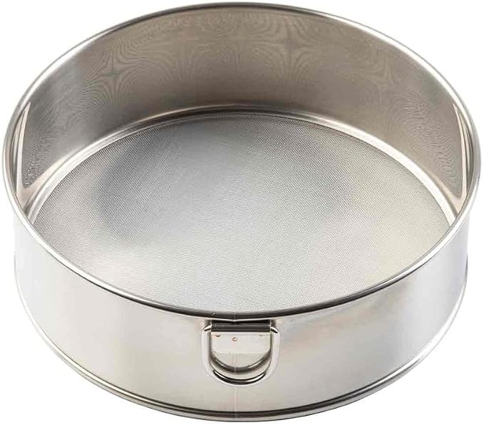 Tablecraft Fine Mesh Sieve Strainer, 6-Inch Mini Round Durable Stainless Steel - Image 4