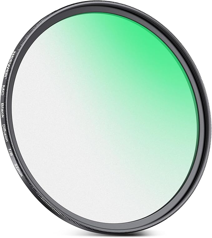 NEEWER 52mm Black Diffusion 1/8 Filter Soft Dreamy Cinematic Effect Filter - Image 9
