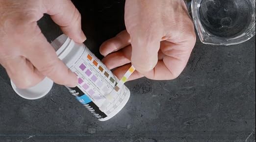 Hach 5 in 1 Water Quality Test Strips, Water Testing, Comprehensive Water - Image 4