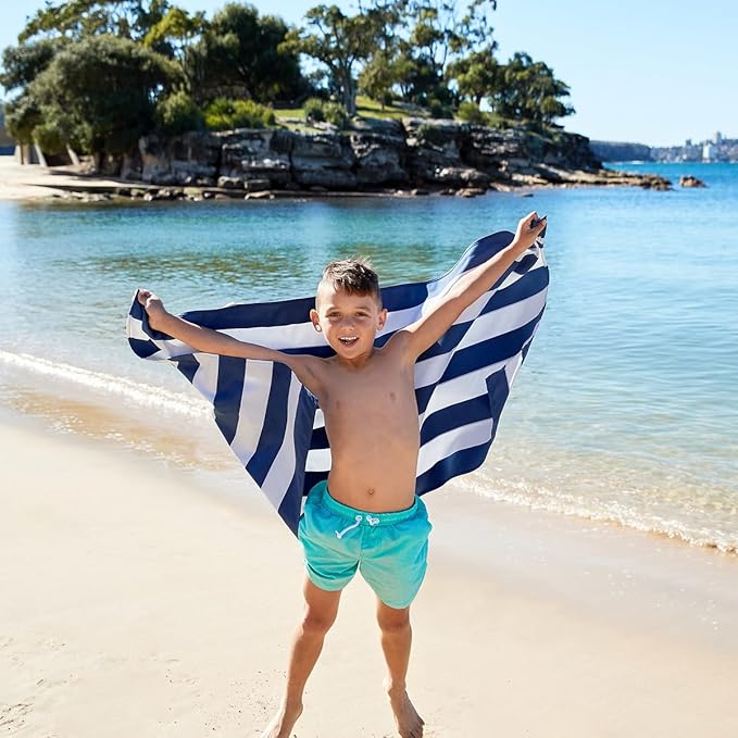 Dock & Bay Beach Towel - Quick Dry, Sand Free - Compact, Lightweight - 100% Recycled - Includes Bag - Cabana - Navy - Large (160x90cm, 63x35)
