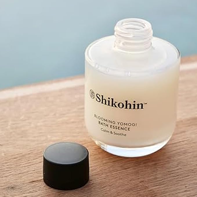 Blooming Yomogi Bath Essence: Milky Bath Oil with Yomogi Leaf, Camellia & Rice Bran - Natural Aromatherapy Soak - 100ml - Forest Bathing Scent - Vegan, Cruelty-Free, Made in Japan