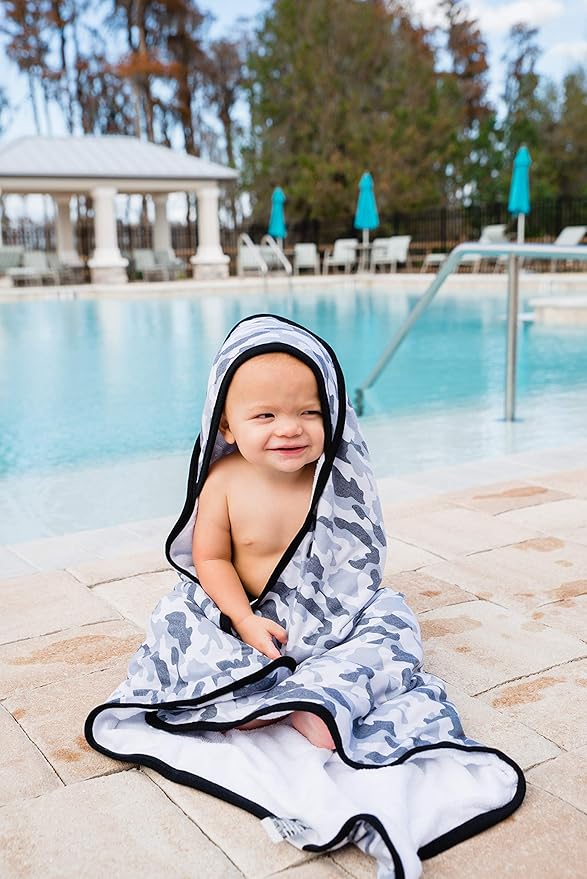 Copper Pearl Premium Knit Hooded Bath Towel Gunnar