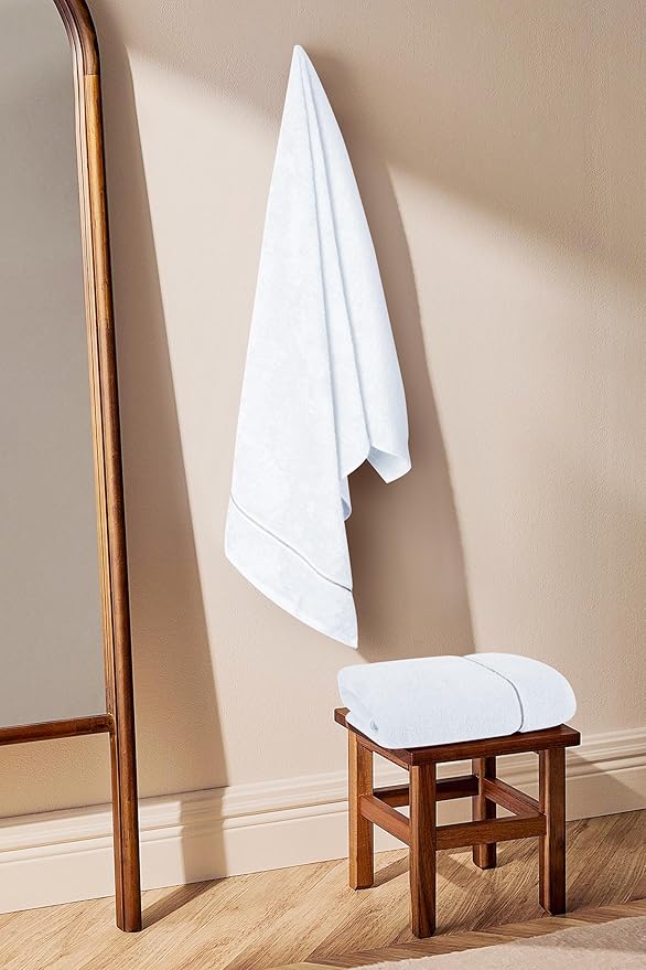 MyOwn Cotton 2 Pack Oversized Bath Towel Set 28x55 inches, Large Bath Towels, Ultra Absorbant Compact Quickdry & Lightweight Towel, Ideal for Gym Travel Camp Pool - White