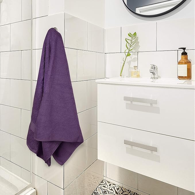 Utopia Towels 4 Pack Premium Bath Towels Set, 27 by 54 Inches, 100% Ring Spun Cotton 600GSM, Lightweight and Highly Absorbent Quick Drying Towels, Perfect for Daily Use, Plum