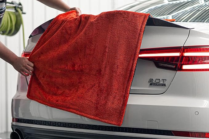 Autofiber Dreadnought Max Triple Layer Microfiber Car Drying Towel, Twist Pile and 1400GSM - Pack of 1, Red/Black (20 inch x 30 inch)
